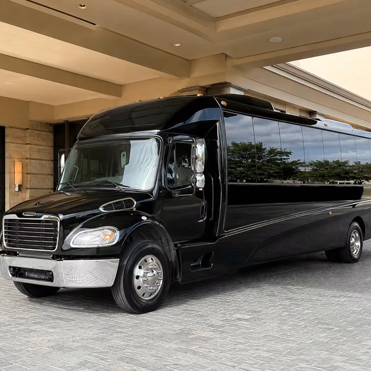 35 passenger minibus