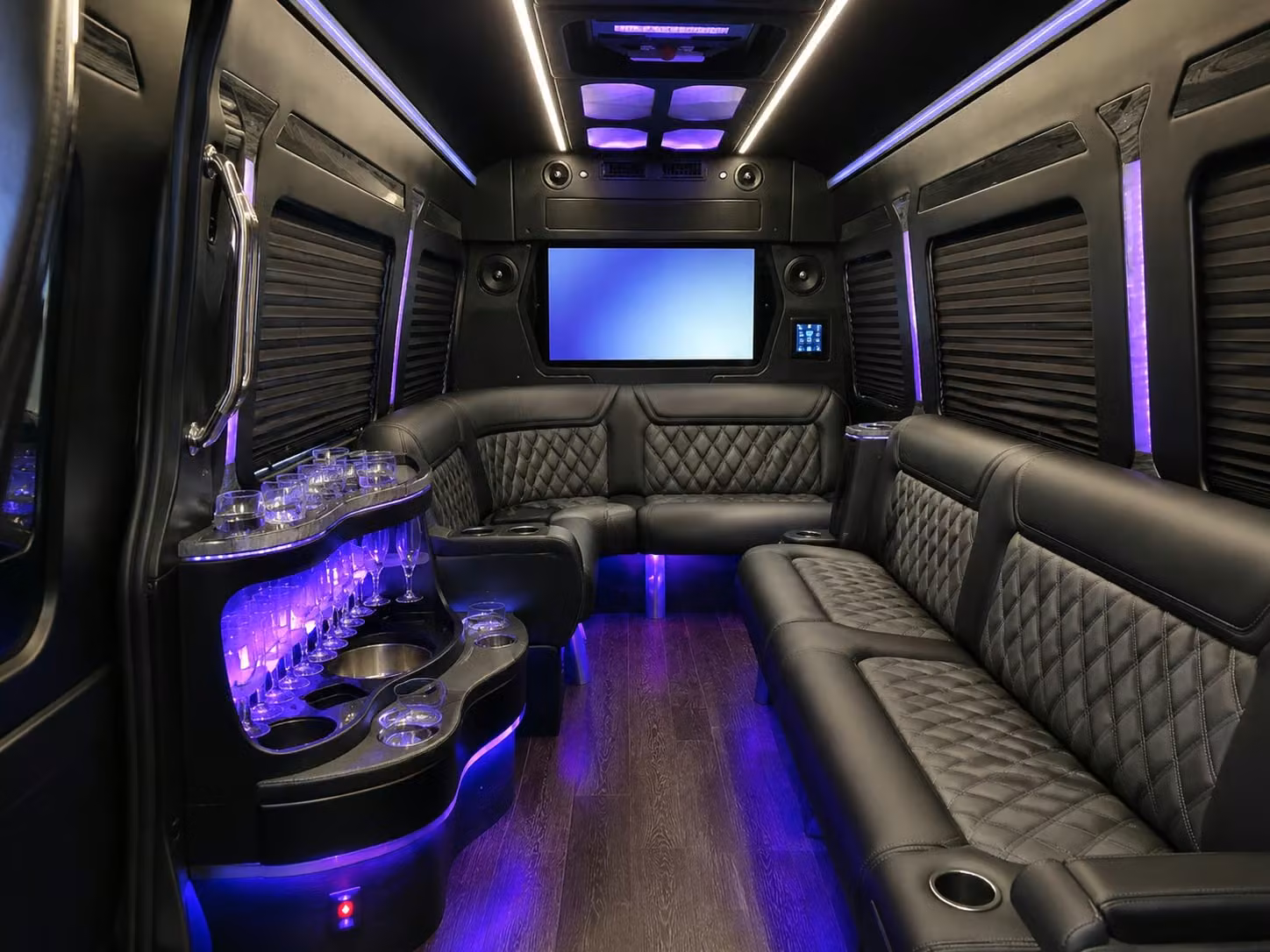 brooklyn park to minneapolis saint paul international airport smooth group transfers every time